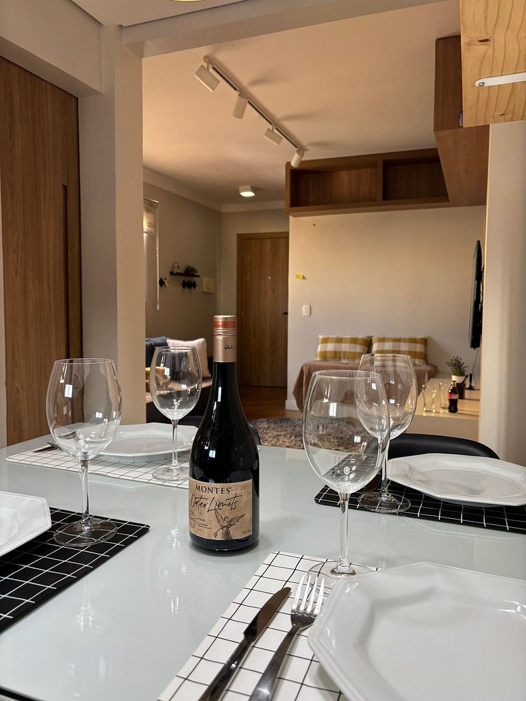 Apê Completo em Santa Cecília com AC | Delfhy