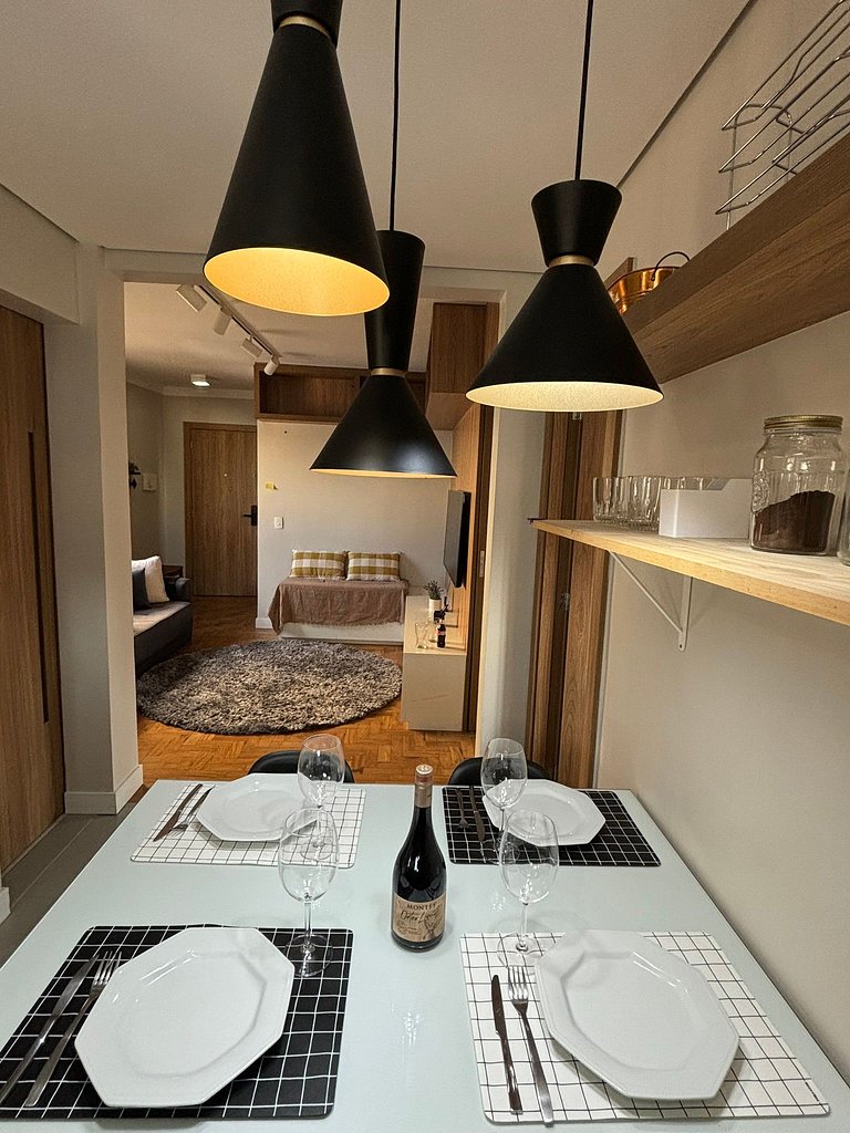 Apê Completo em Santa Cecília com AC | Delfhy