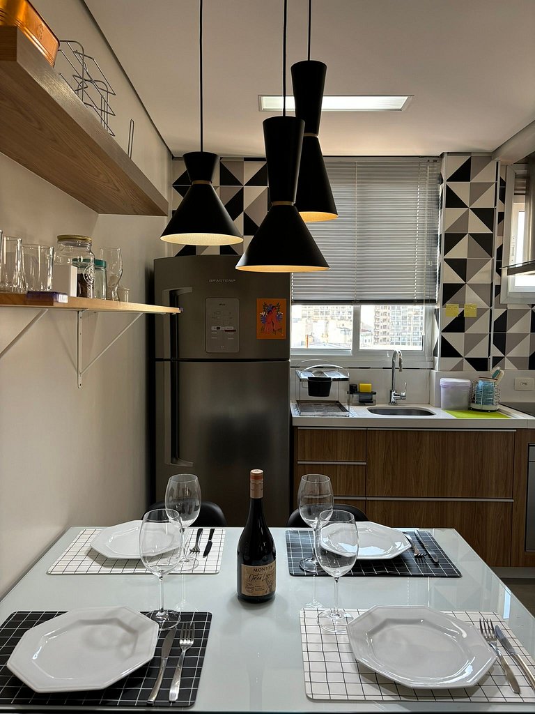 Apê Completo em Santa Cecília com AC | Delfhy