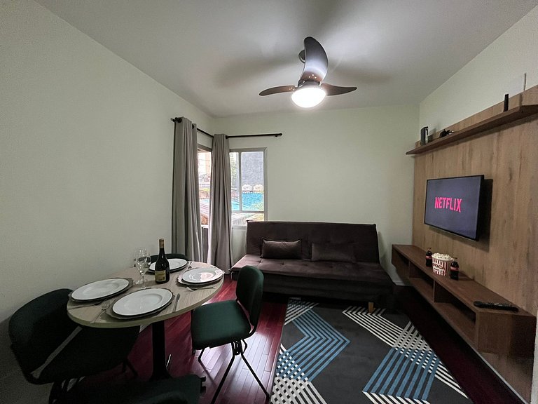 Flat na Liberdade c/AC | Próx.Faculdades&Hospitais