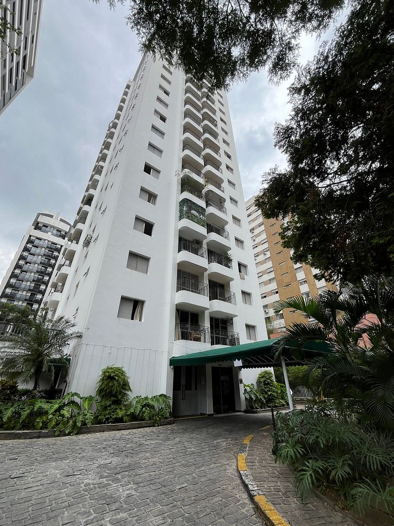 Apartamento Jardins, Edifício Saint Paul Residence