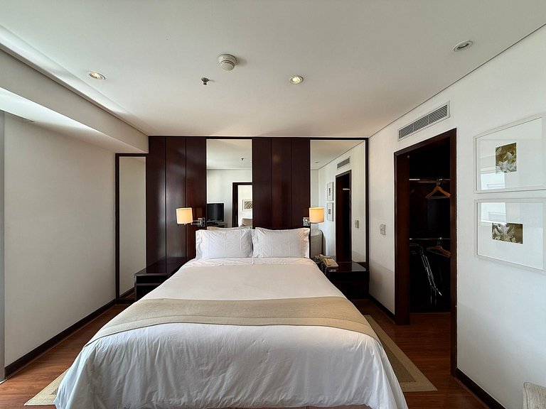 George V Itaim Bibi - Flat Alto Padrão | Delfhy