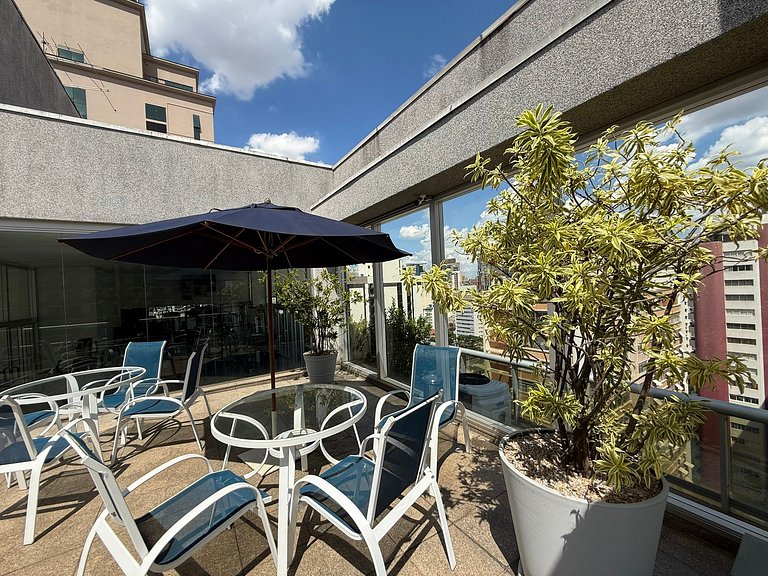 George V Itaim Bibi - Flat Alto Padrão | Delfhy