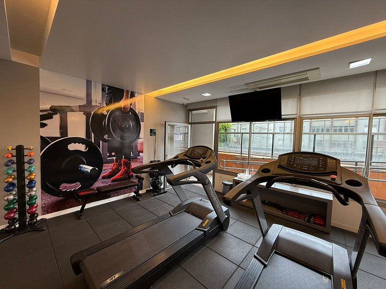 Studio Incrível na Vila Madalena com AC | Delfhy