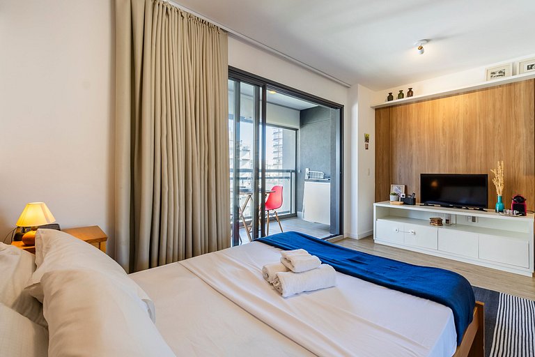 Belíssimo Studio na Vila Madalena c/ AC | Delfhy