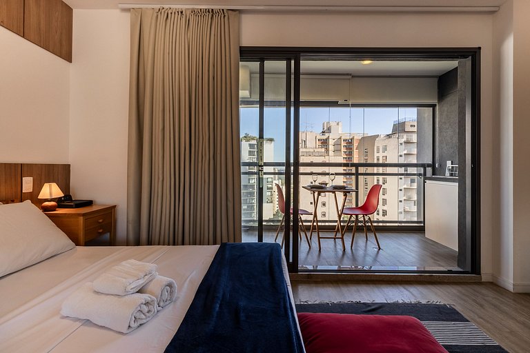 Belíssimo Studio na Vila Madalena c/ AC | Delfhy