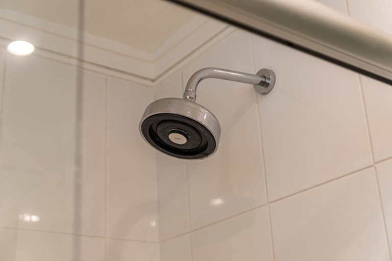 Flat Moderno Hotel Slaviero GRU até 4p | Delfhy