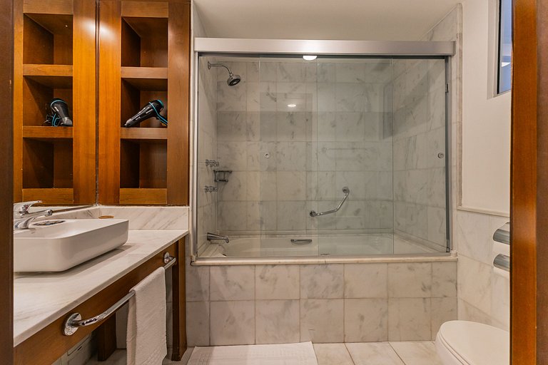 Flat Hotel Paulista c/ AC, Vaga e Wi-Fi | Delfhy