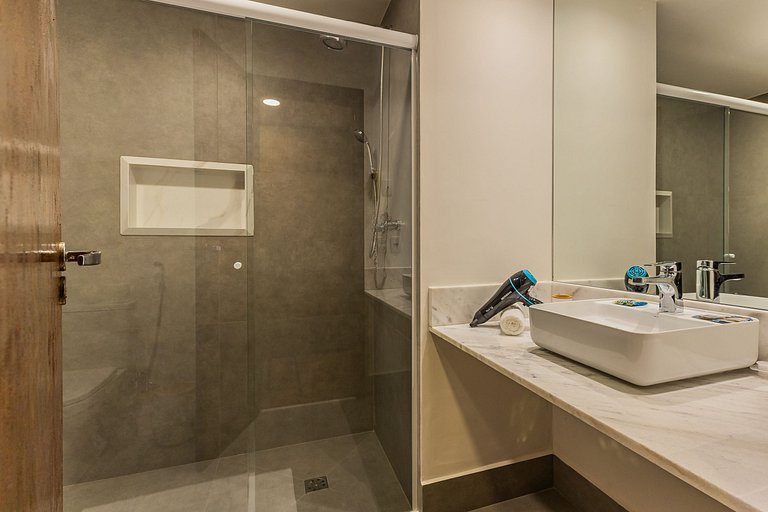 Moderno Flat Paulista Hotel | Vaga, AC e Wi-Fi