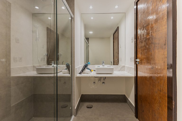 Moderno Flat Paulista Hotel | Vaga, AC e Wi-Fi