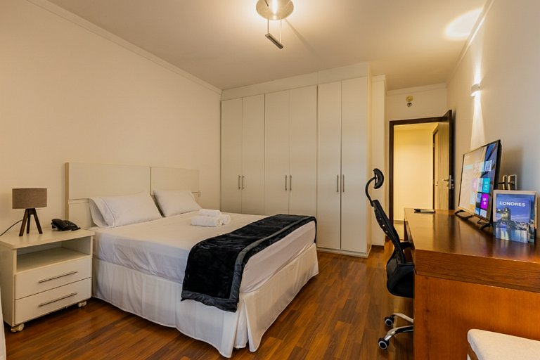 Sofisticado Flat Hotel próx. Av. Paulista | Delfhy