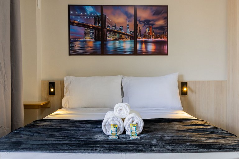 Belo Studio Vila Mariana | Wi-Fi + AC + Varanda