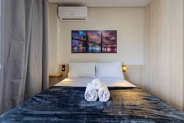 Belo Studio Vila Mariana | Wi-Fi + AC + Varanda