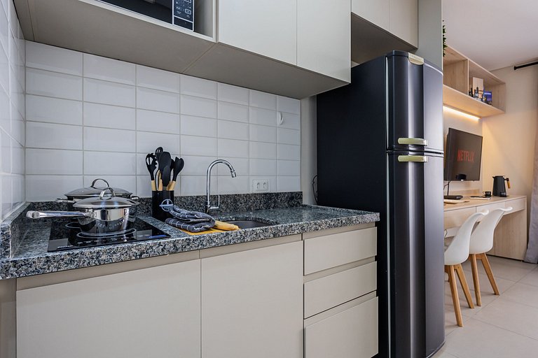 Belo Studio Vila Mariana | Wi-Fi + AC + Varanda