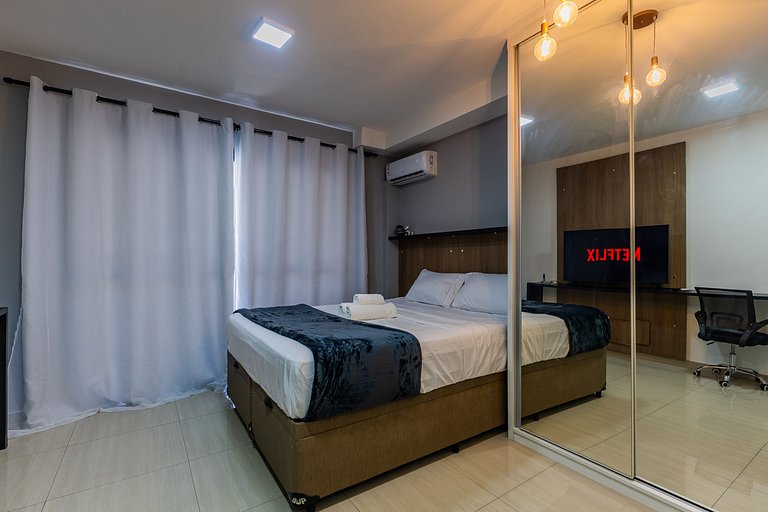Moderno Studio na República com Ar e piscina