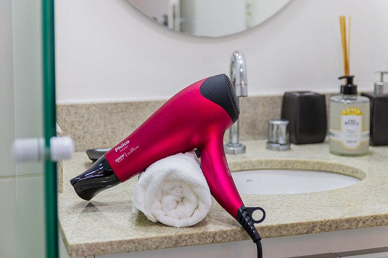 Moderno Studio na República com Ar e piscina