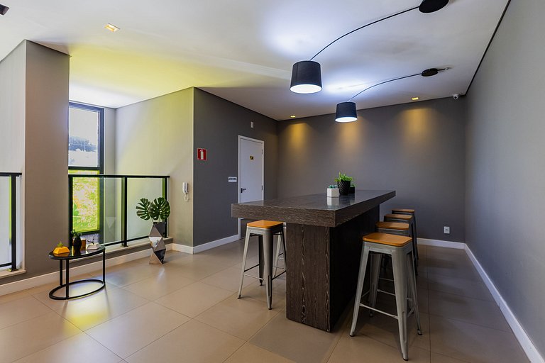 Moderno Studio na República com Ar e piscina