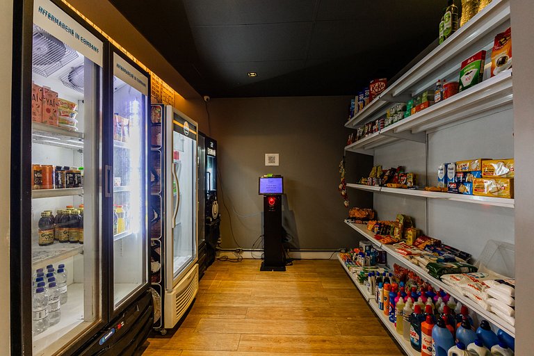 Moderno Studio na República com Ar e piscina