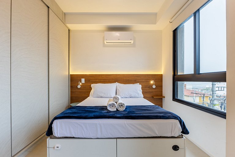 Studio Moderno na Vila Madalena c/ AC | Delfhy