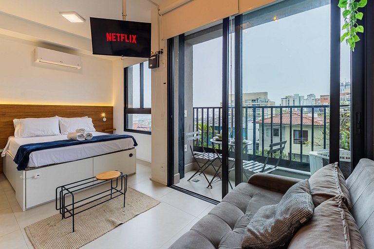 Studio Moderno na Vila Madalena c/ AC | Delfhy