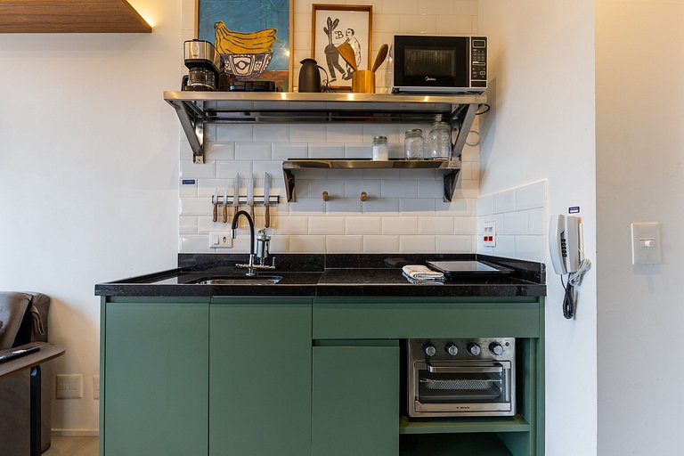 Studio Moderno na Vila Madalena c/ AC | Delfhy