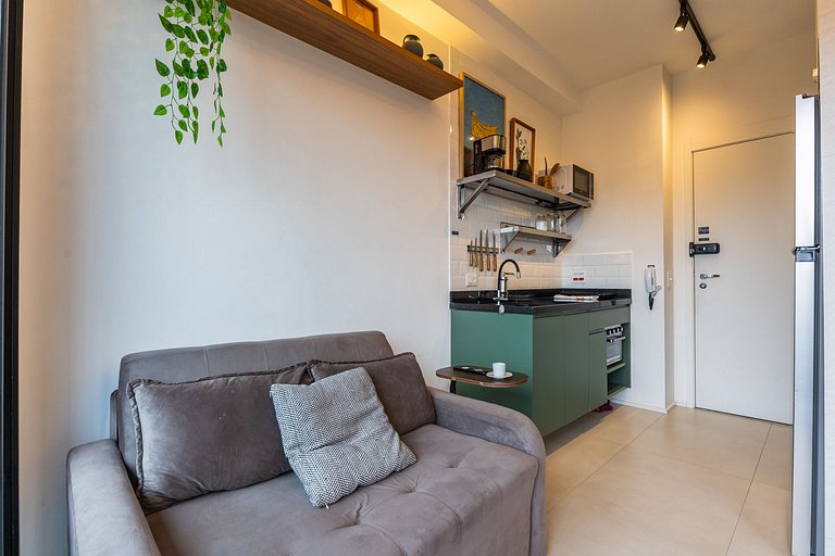 Studio Moderno na Vila Madalena c/ AC | Delfhy