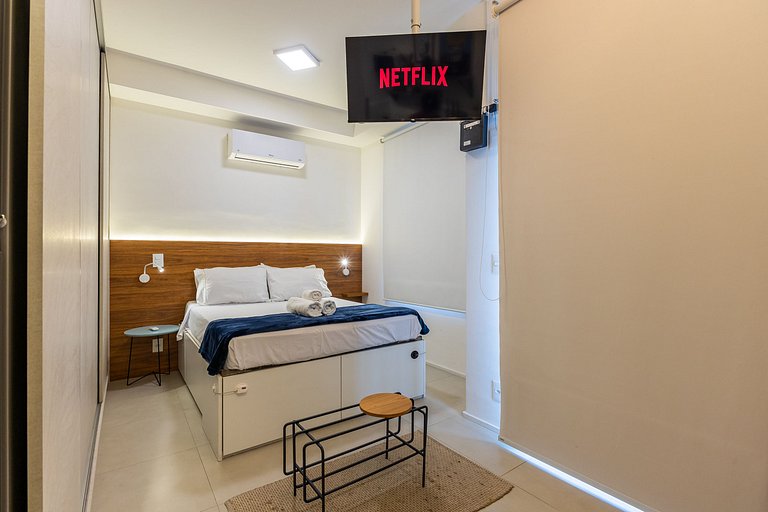 Studio Moderno na Vila Madalena c/ AC | Delfhy