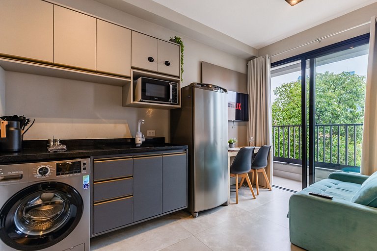 Belo Studio na Vila Madalena AC + Wifi | Delfhy