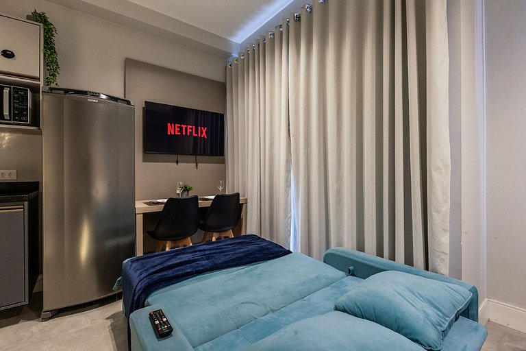 Belo Studio na Vila Madalena AC + Wifi | Delfhy