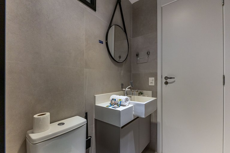 Belo Studio na Vila Madalena AC + Wifi | Delfhy