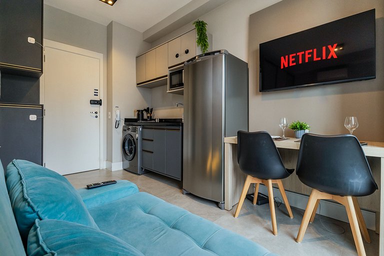 Belo Studio na Vila Madalena AC + Wifi | Delfhy