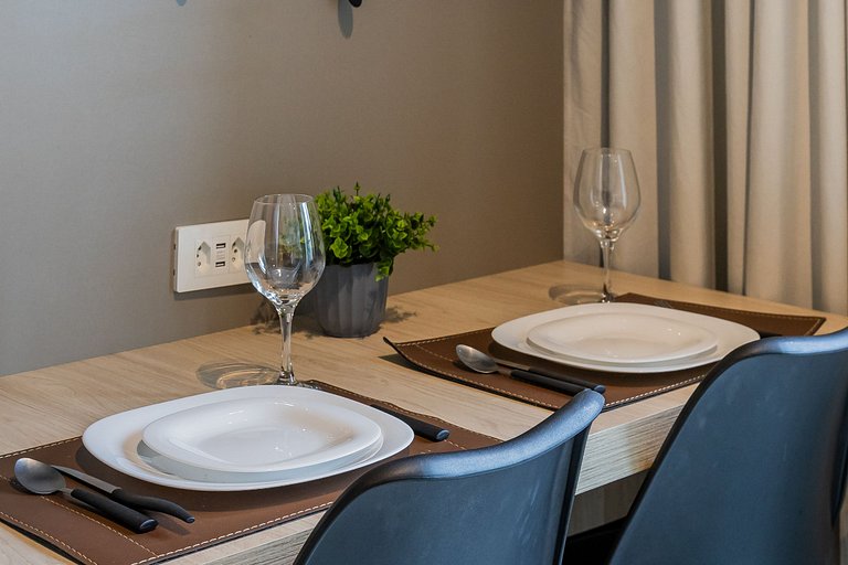 Belo Studio na Vila Madalena AC + Wifi | Delfhy