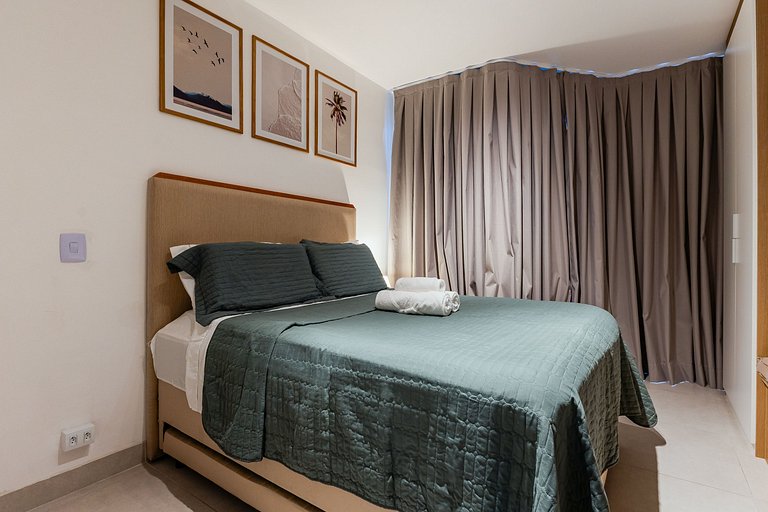 Belo Studio na Liberdade | Piscina, Varanda, Wi-Fi