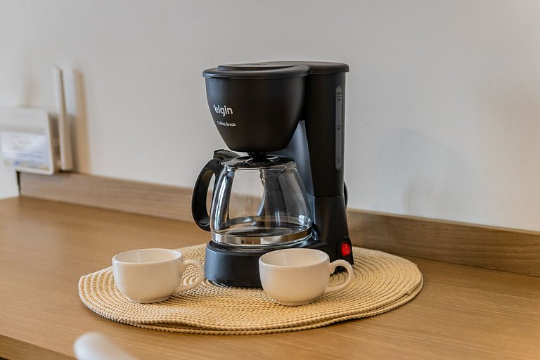 Belo Studio na Liberdade | Piscina, Varanda, Wi-Fi