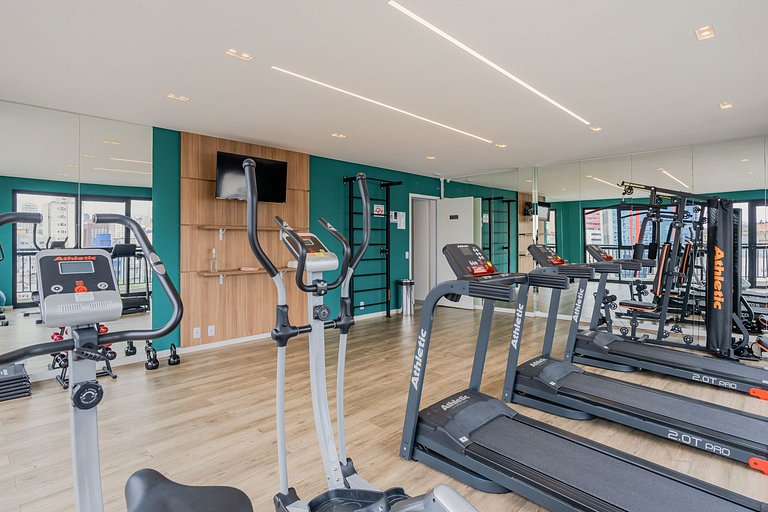 Belo Studio na Liberdade | Piscina, Varanda, Wi-Fi