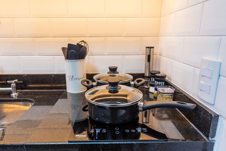 Autêntico Studio no Brooklin Wi-Fi + AC | Delfhy