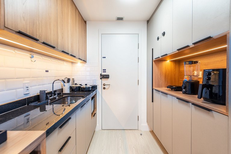 Autêntico Studio no Brooklin Wi-Fi + AC | Delfhy