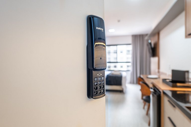 Autêntico Studio no Brooklin Wi-Fi + AC | Delfhy