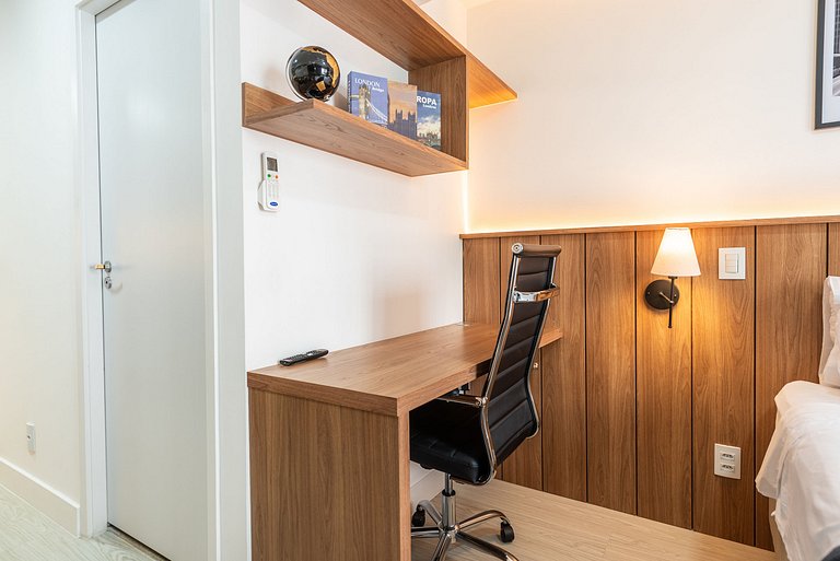 Autêntico Studio no Brooklin Wi-Fi + AC | Delfhy