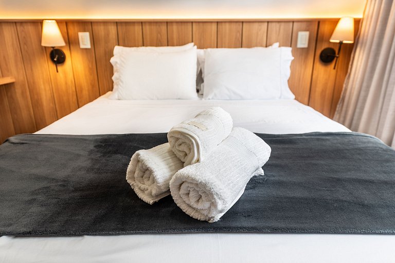 Autêntico Studio no Brooklin Wi-Fi + AC | Delfhy