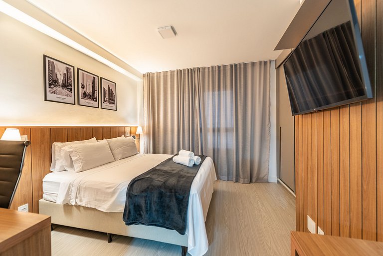 Autêntico Studio no Brooklin Wi-Fi + AC | Delfhy