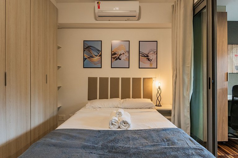 Belo Studio Vila Madalena | Piscina + Varanda + AC