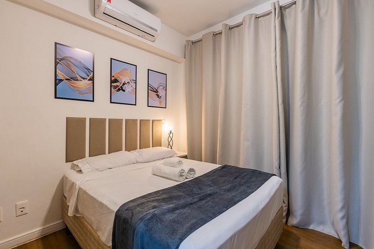 Belo Studio Vila Madalena | Piscina + Varanda + AC