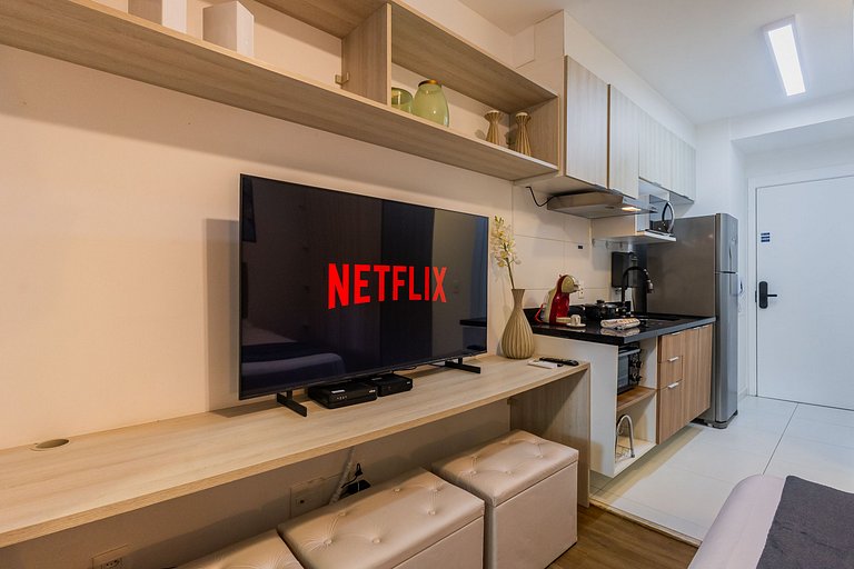 Belo Studio Vila Madalena | Piscina + Varanda + AC