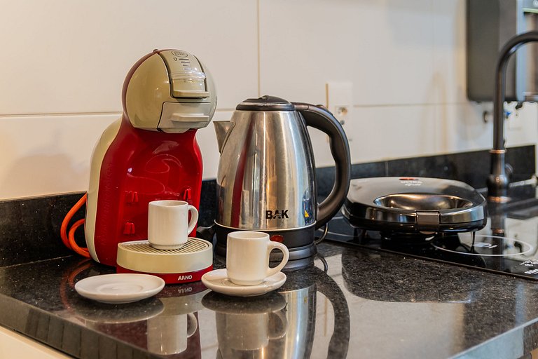 Belo Studio Vila Madalena | Piscina + Varanda + AC