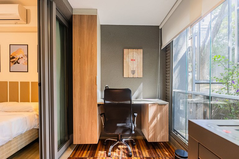 Belo Studio Vila Madalena | Piscina + Varanda + AC