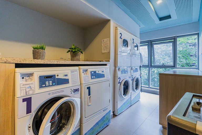 Belo Studio Vila Madalena | Piscina + Varanda + AC