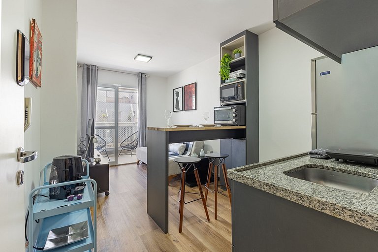 Apê Confortável 1 dorm. República | Vaga e Piscina