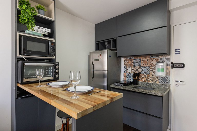 Apê Confortável 1 dorm. República | Vaga e Piscina