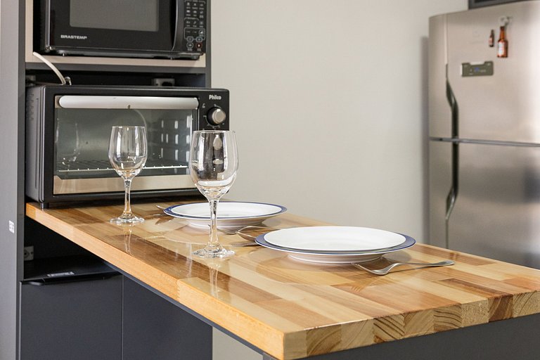 Apê Confortável 1 dorm. República | Vaga e Piscina